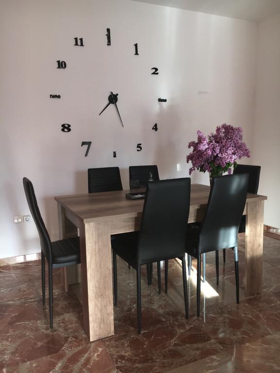Almagro A Un Paso Apartment Bagian luar foto